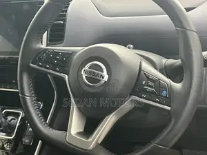 Nissan Serena 2019 Beige