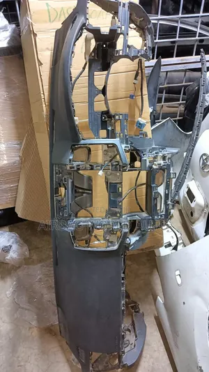 Toyota V8 Dashboard Airbag (Used)