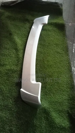 Toyota Voxy Boot Spoiler