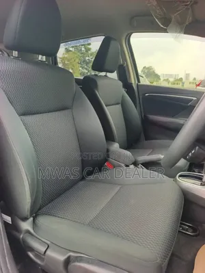 Honda Fit 2019 Nyekundu