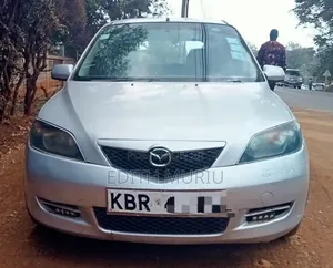 Mazda Demio 2005 Silver
