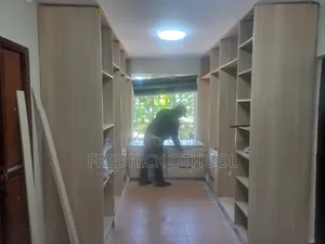 Huduma za Fundi Mbao na Fundi wa Viti