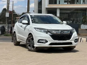 Honda Vezel 1.5 2WD Hybrid Z 2019 White