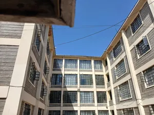 Block ya Vyumba 3 vya Ghorofa kwa Ajili ya Kuuzwa South C
