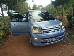 Toyota Noah 2.0 AWD (Viti 8) 2006 Bluu