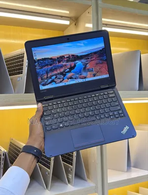 Laptop Lenovo Yoga 11e 4GB RAM 128GB SSD Convertible