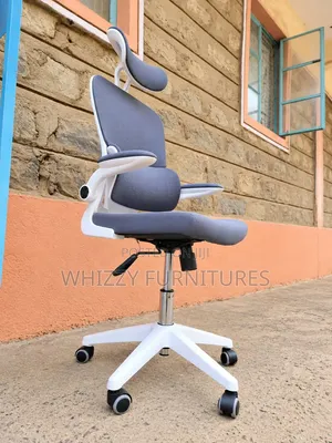 Kiti cha Ofisi cha Mtendaji Kinachoweza Kurekebishwa - Kijivu