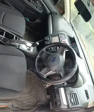 Subaru Impreza 2014 Nyeupe