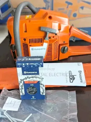 Husqvarna 272 Petrol Chainsaw Halisi