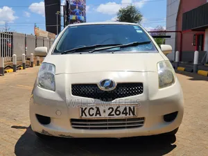 Toyota Vitz 1.3 FWD 5dr 2007 Brown