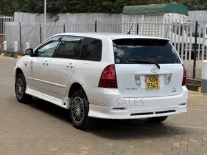 Toyota Corolla Fielder 2006 Nyeupe
