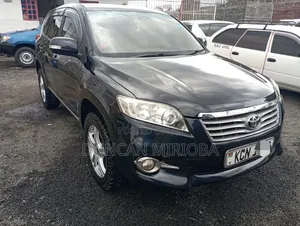 Toyota Vanguard 2011 Black