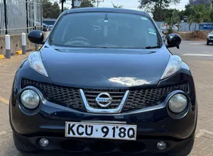 Nissan Juke 2012 Nyeusi