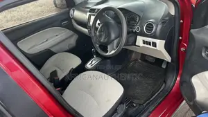 Mitsubishi Mirage 2013 Nyekundu
