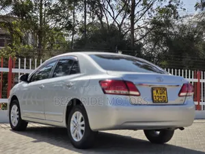 Toyota Premio 2018 Nyeupe