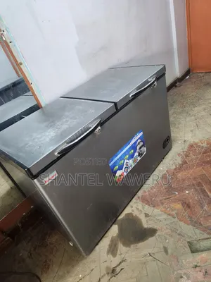 Premier Deep Freezer ya Kifua 400L