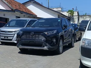 2020 Toyota RAV4 XLE Premium AWD