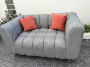 Sofa ya Spring Cushions - Mpya Kabisa