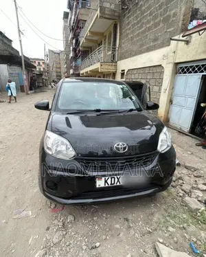 Toyota Passo 1.0 AWD 2018 Nyeusi