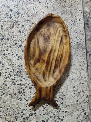 Luxury Wooden Fish Platter - Brand New