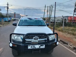 Toyota Hilux 2.5 D-4D 4x4 SRX 2010 Pickup