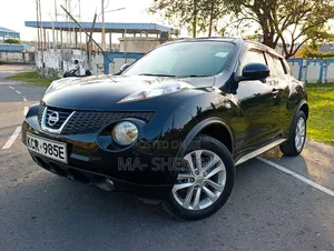 Nissan Juke SV Automatic 2011 Nyeusi