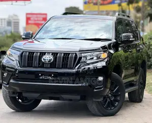 Toyota Land Cruiser Prado 2.8 2023 Black