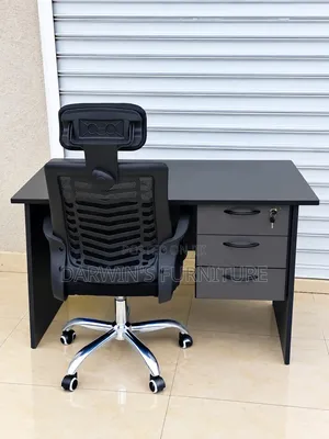 Boss Office Products Dawati la Ofisi ya Nyumbani na Kiti cha Ergonomic