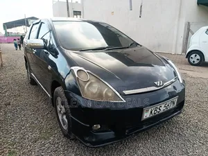 Toyota Wish 2006 Nyeusi
