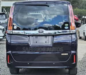 Toyota Noah 2.0 FWD (8 Seater) 2019 Purple