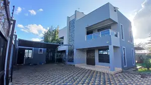 4-Bedroom Maisonette for Sale in Kamulu