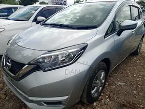 Nissan Note 2018 Silver