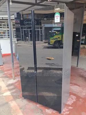 Von Side-by-Side Refrigerator