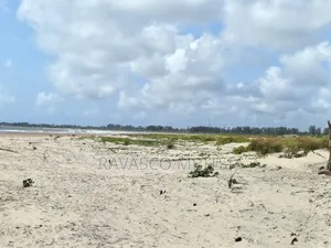 Eneo la Ekari 18 Ufukweni kwa Uuzaji, Malindi