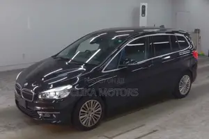 BMW 220i Gran Tourer 2015