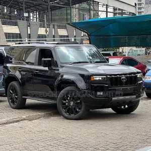 Toyota Land Cruiser 2025 Mpya Nyeusi