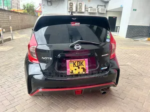Nissan Note Nismo 2015