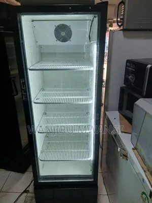 Ramtons 400L Display Fridge - Nyeusi