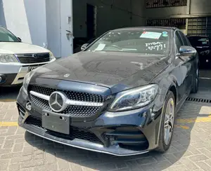 Mercedes-Benz C200 2020