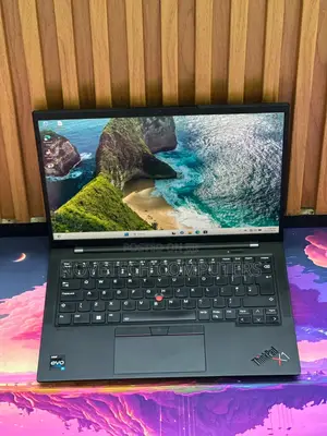 Lenovo ThinkPad X1 Carbon Gen 9 Laptop