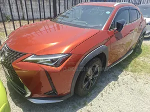 Lexus UX 250h 2019 Rangi ya Chungwa