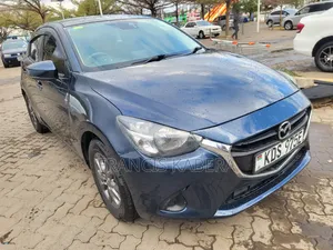 Mazda Demio 2017 Bluu