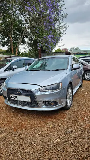 Mitsubishi Galant Fortis 2010 Nyeupe