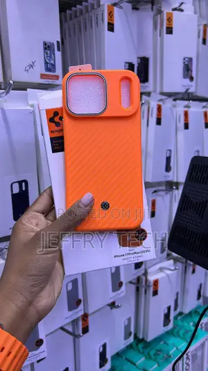 Spigen Enzo Aramid MagFit Case kwa iPhone 17 Pro Max - Orange