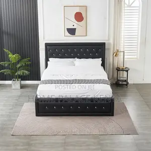 Kitanda cha Chesterfield chenye Vitufe - Nyeusi