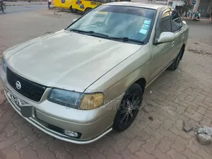 Nissan Sunny B15 2005 Nyeupe
