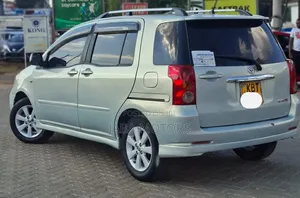 Toyota Raum 2005 Kijivu