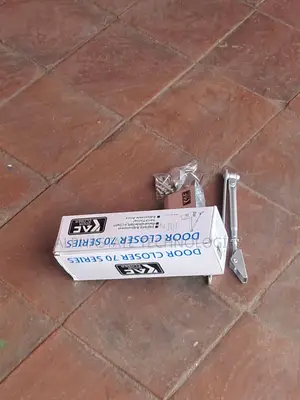 Kifunga Mlango cha Hydraulic cha Silver Mfumo wa KAC 70