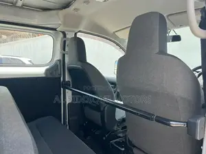 Nissan NV200 2019 Silver