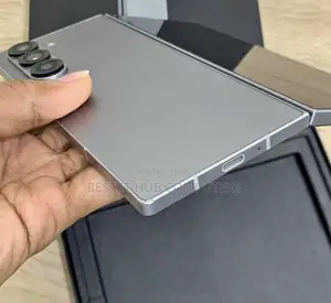 Samsung Galaxy Z Fold 5 256GB Nyeusi